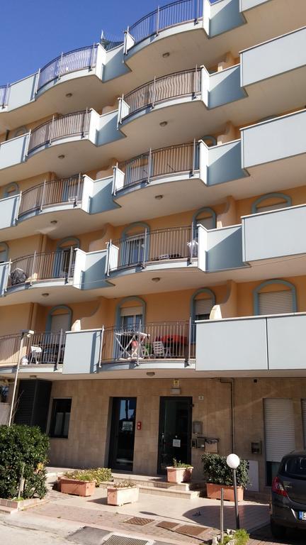 רימיני Residence Frontemare חדר תמונה